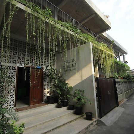 Pawon Cokelat Guesthouse 요그야카르타 외부 사진