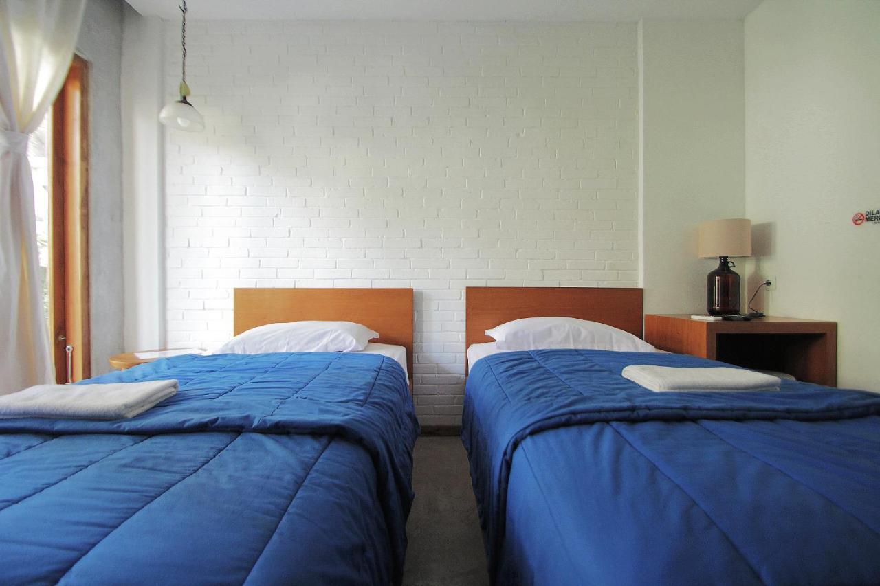 Pawon Cokelat Guesthouse 요그야카르타 외부 사진