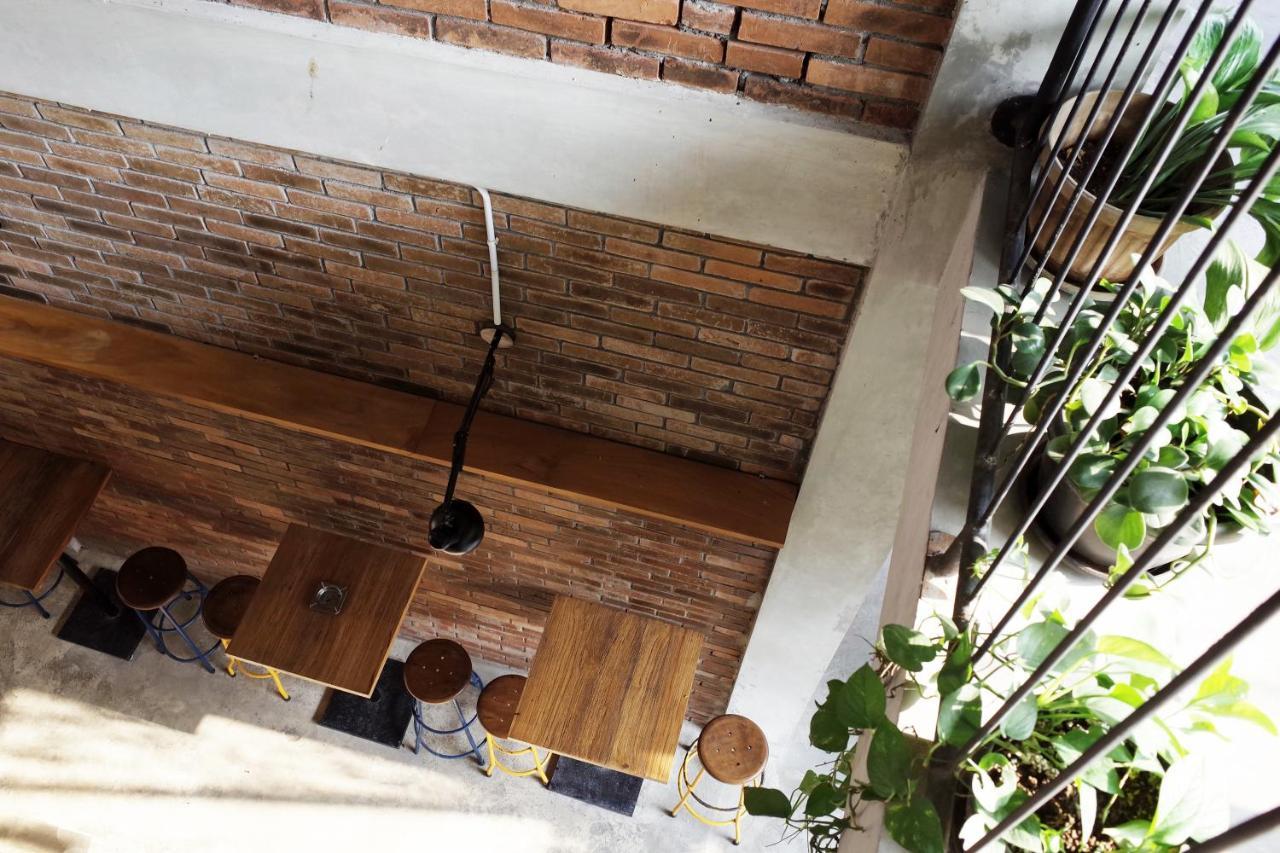 Pawon Cokelat Guesthouse 요그야카르타 외부 사진